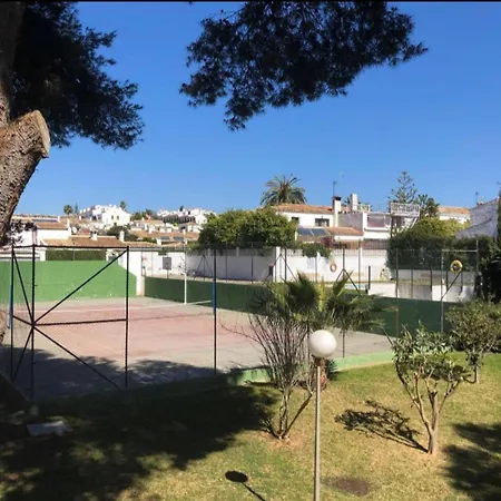 In Calypso,calahonda 200 Metres From The Sitio de Calahonda