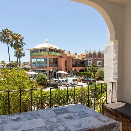 Apartment In Calypso,calahonda 200 Metres From The
